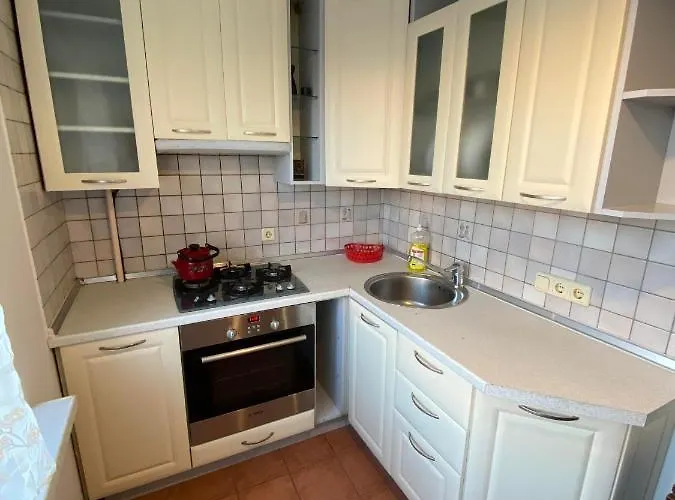 Apartment Next To Metro Station Pechersk